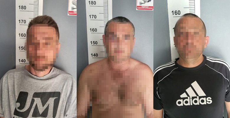 У Києві три товариші до смерті забили друга та викинули його тіло в кущі 1