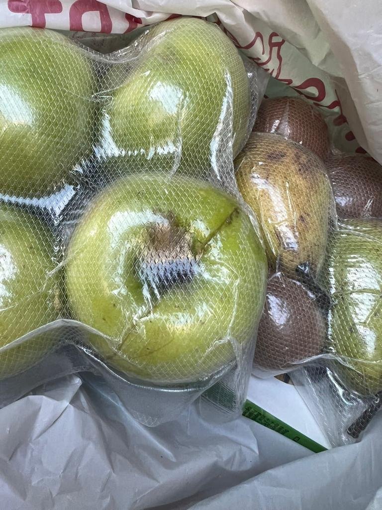 Тримав кокаїн в яблуках: у Києві судитимуть наркоділка 3