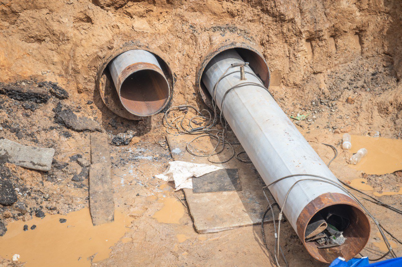 У Києві на Виноградарі замінили застарілу тепломережу: скілько будинків забеспечили теплом 4