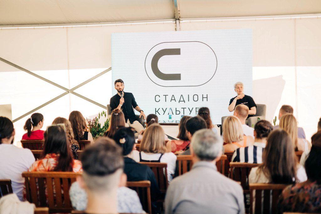 У Києві другий “Стадіоні Культури” зібрав понад 4000 відвідувачів: як пройшов фестиваль на Льодовому 1