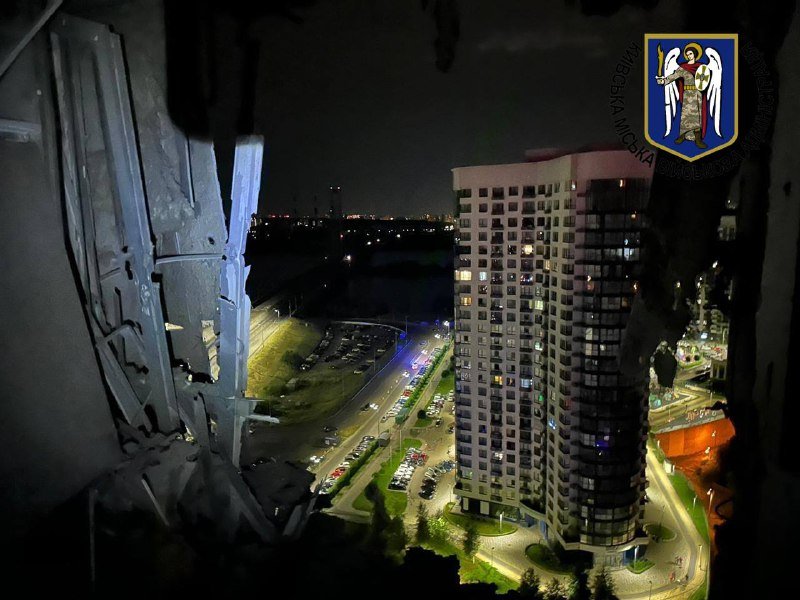 Внаслідок атаки дронами на Київ вночі 13 липня зруйновані квартири та постраждали люди 2