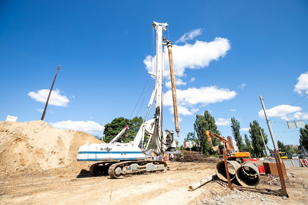 Реконструкція Дегтярівського шляхопроводу у Києві: як просуваються масштабні будівельні роботи 9