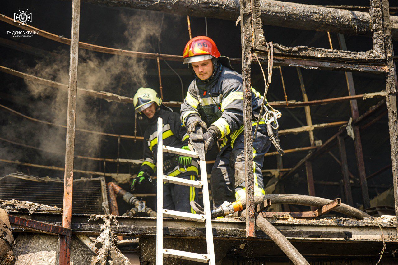 На Київщині сталась масштабна пожежа на промисловості: що горіло 5