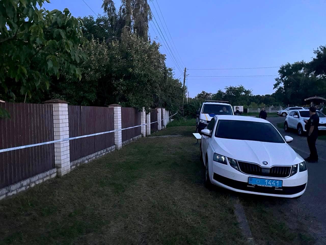 На Київщині на порозі власного будинку застрелили жінку 2