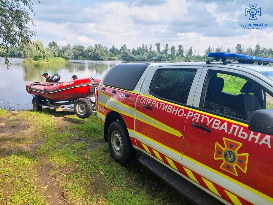На Київщині третю добу шукають чоловіка, який зник біля берега Десни 1