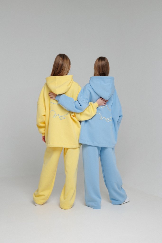 Що купити на День Незалежності: 10 речей з патріотичними сенсами від українських брендів  7