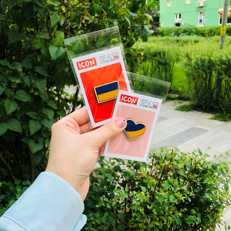 Що купити на День Незалежності: 10 речей з патріотичними сенсами від українських брендів  9