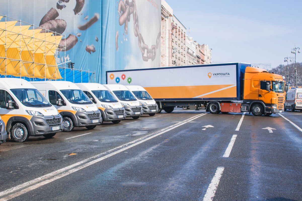 На презентации презентовали и межгородские грузовики