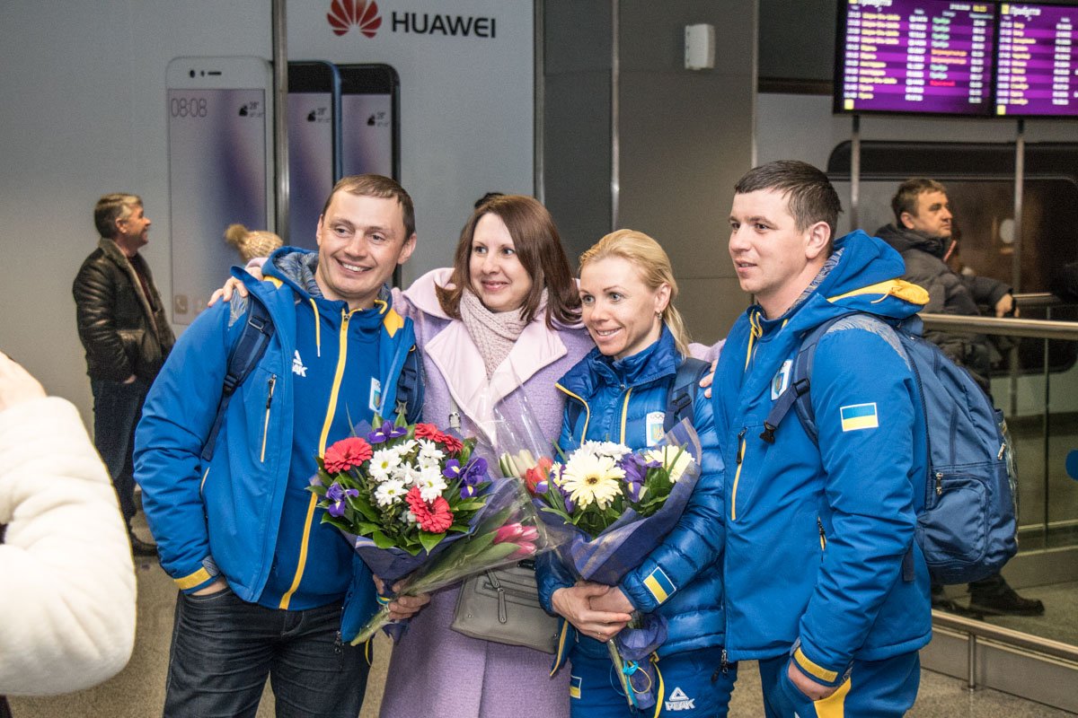 Фанаты делали селфи со спортсменами 