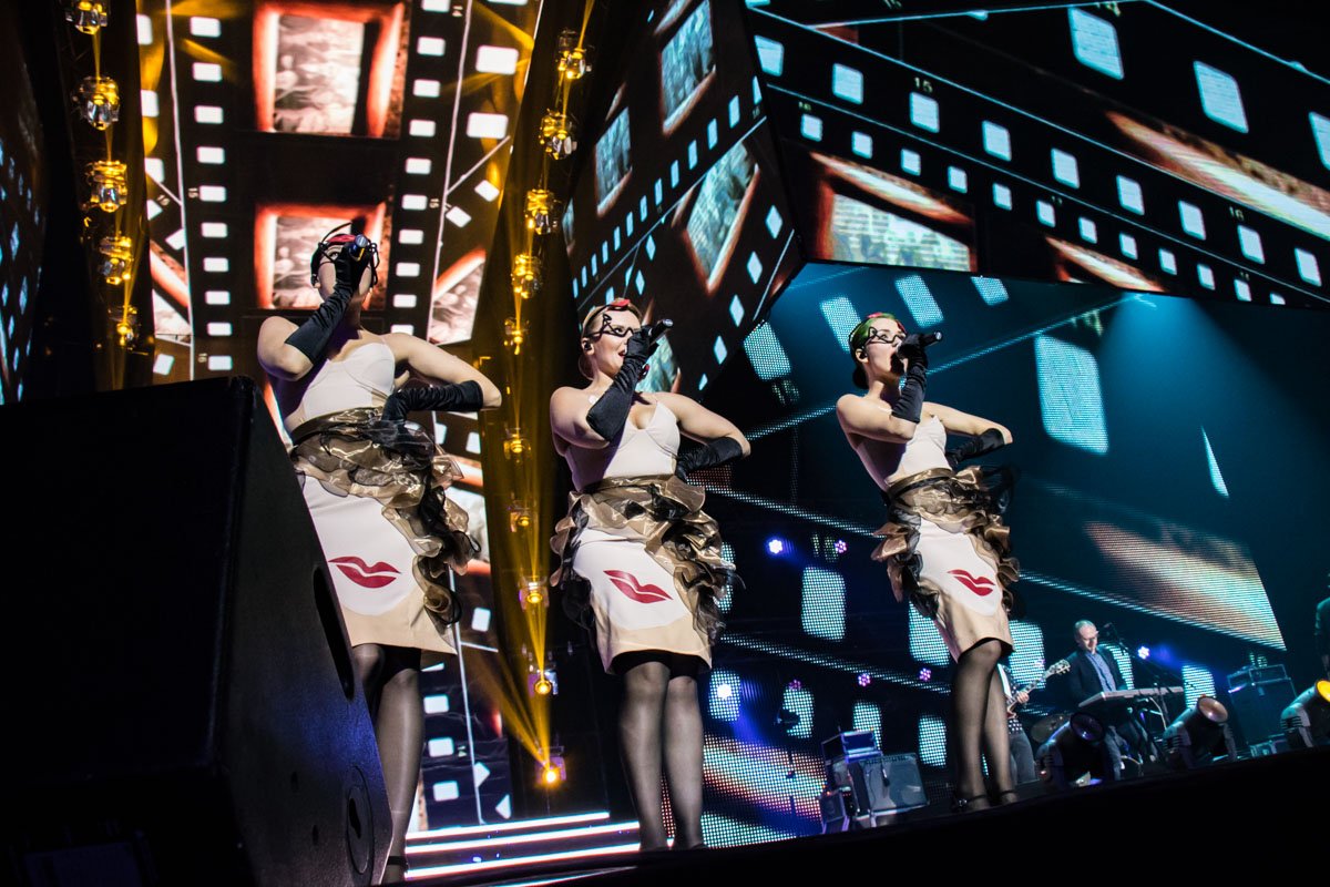 На сцену вместе с "Братьями Гадюкинами" вышли трио Freedom Jazz На сцену вместе с "Братьями Гадюкинами" вышли трио Freedom Jazz