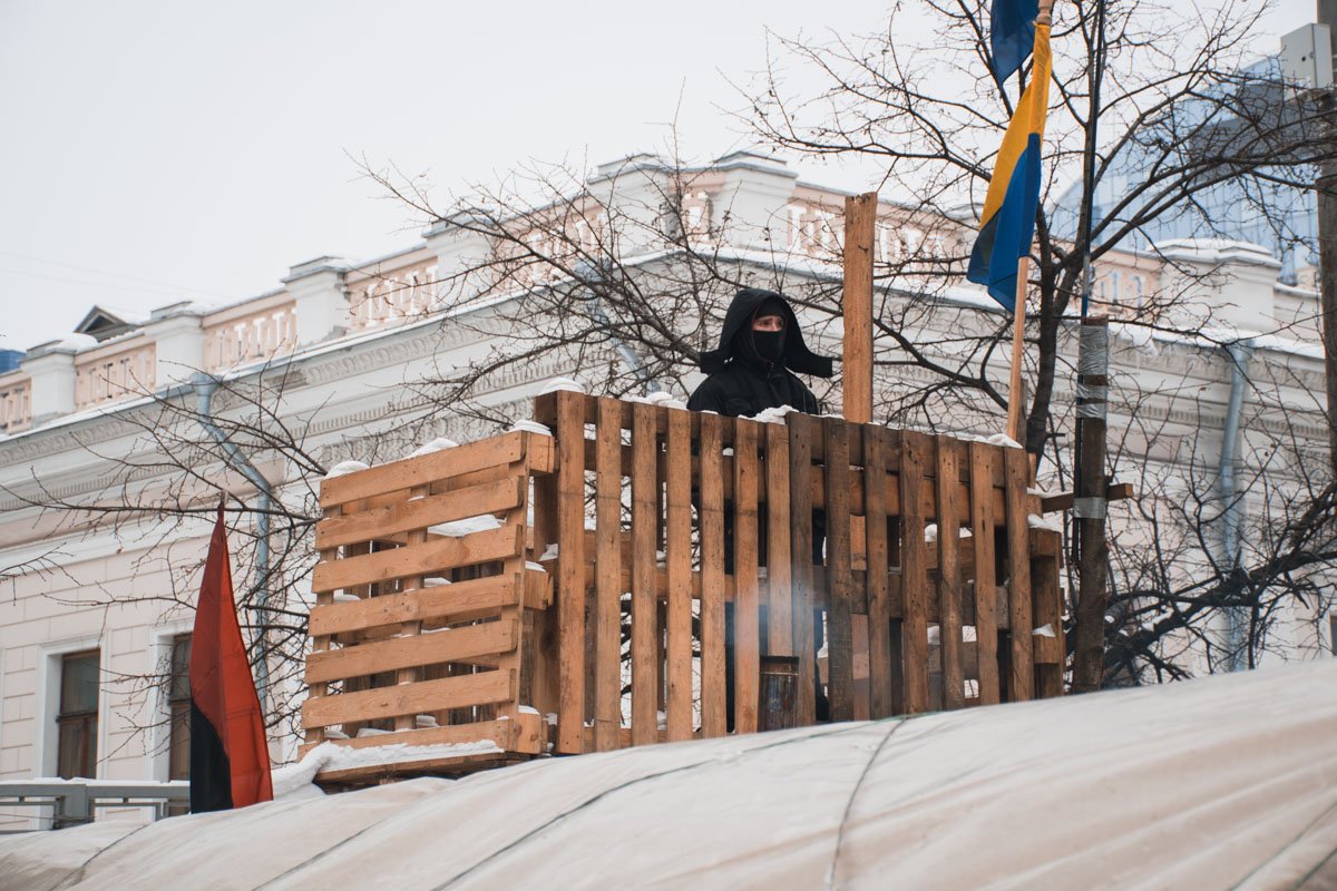 На баррикадах возле Рады