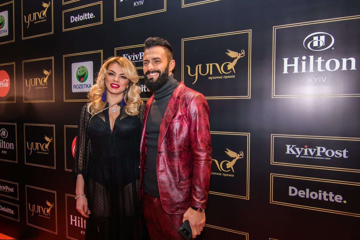 Украинский певец, шоумен и телеведущий Андрей Кише и его жена Оксана