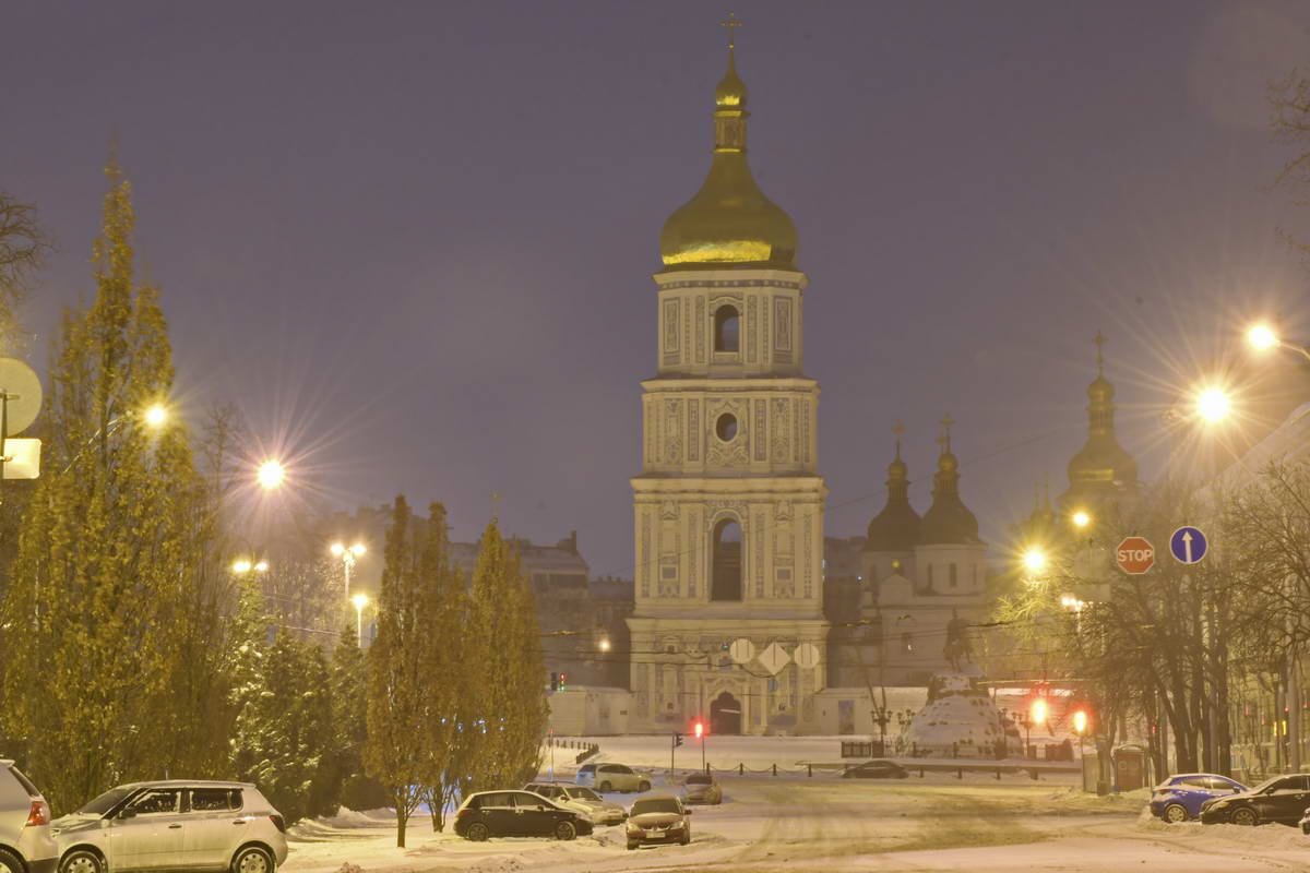 Одинокая Софийская площадь