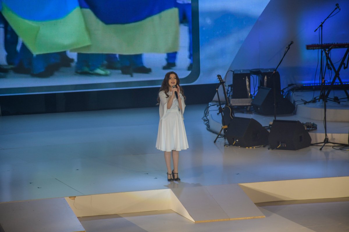 Кристина Соловий спела акапельно гимн Украины 