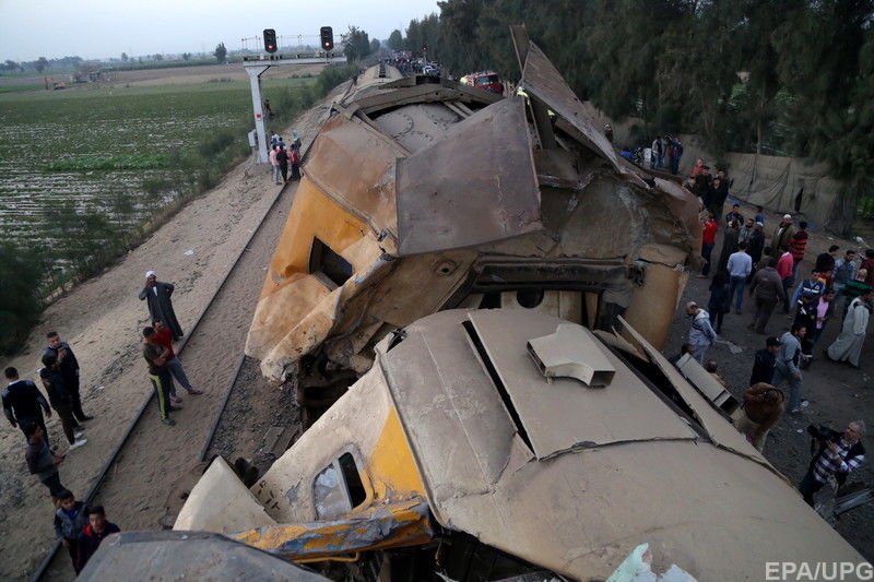 В Египте столкнулись два поезда: 15 человек погибли 