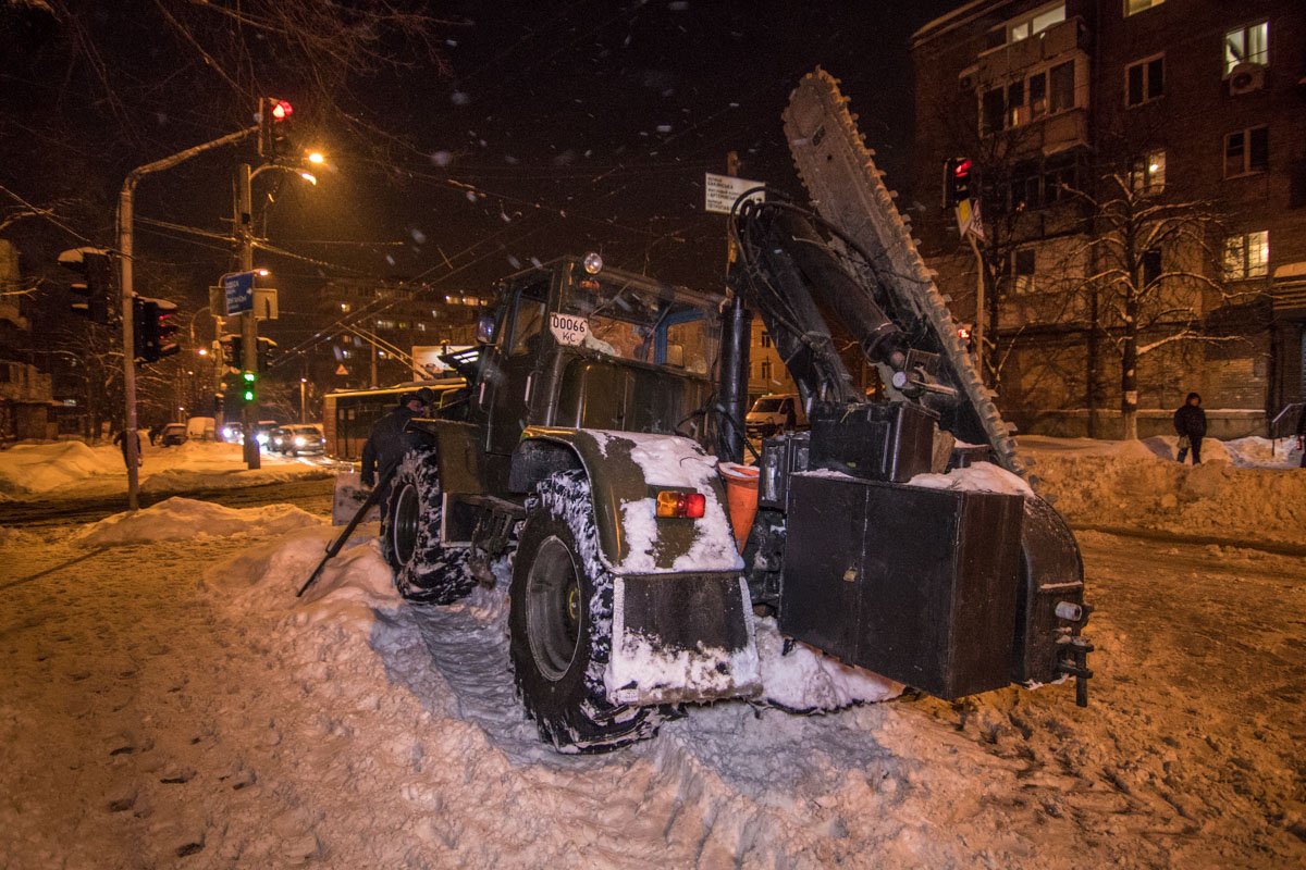 Автомобиль вытащили около 18:00