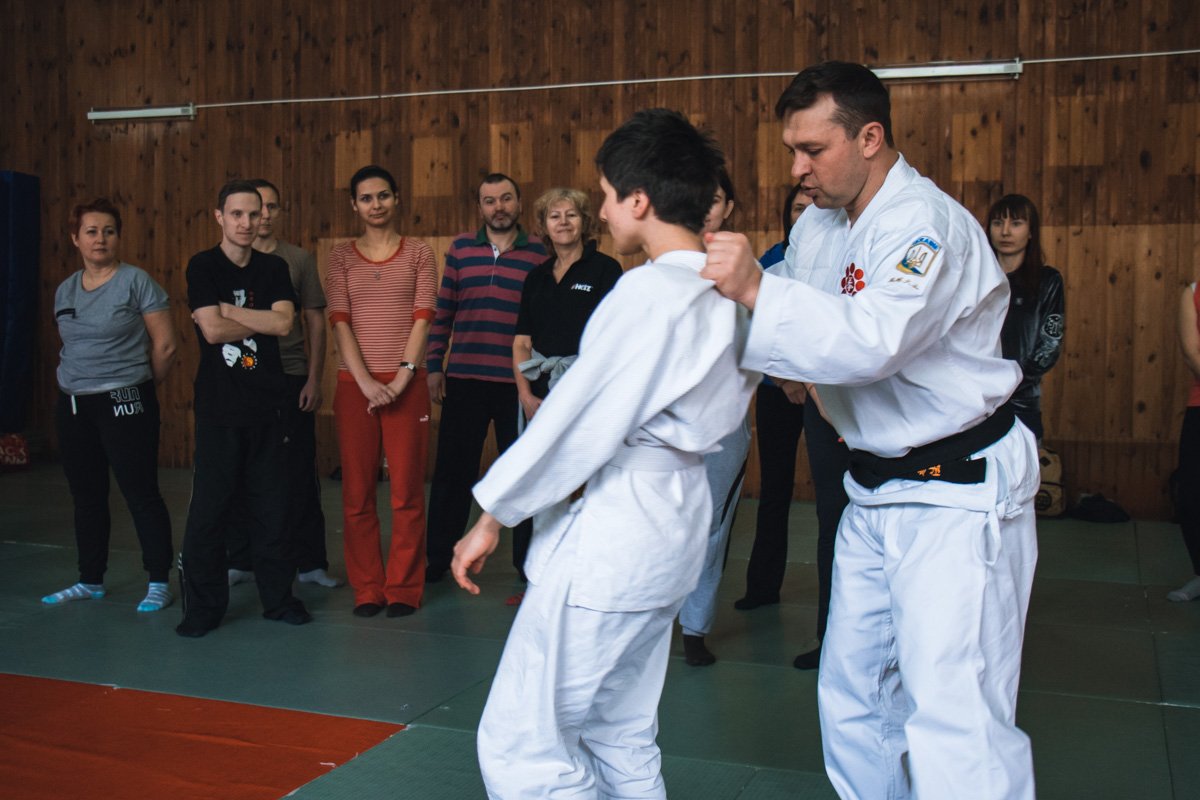 А вот если повалят... А вот если повалят...