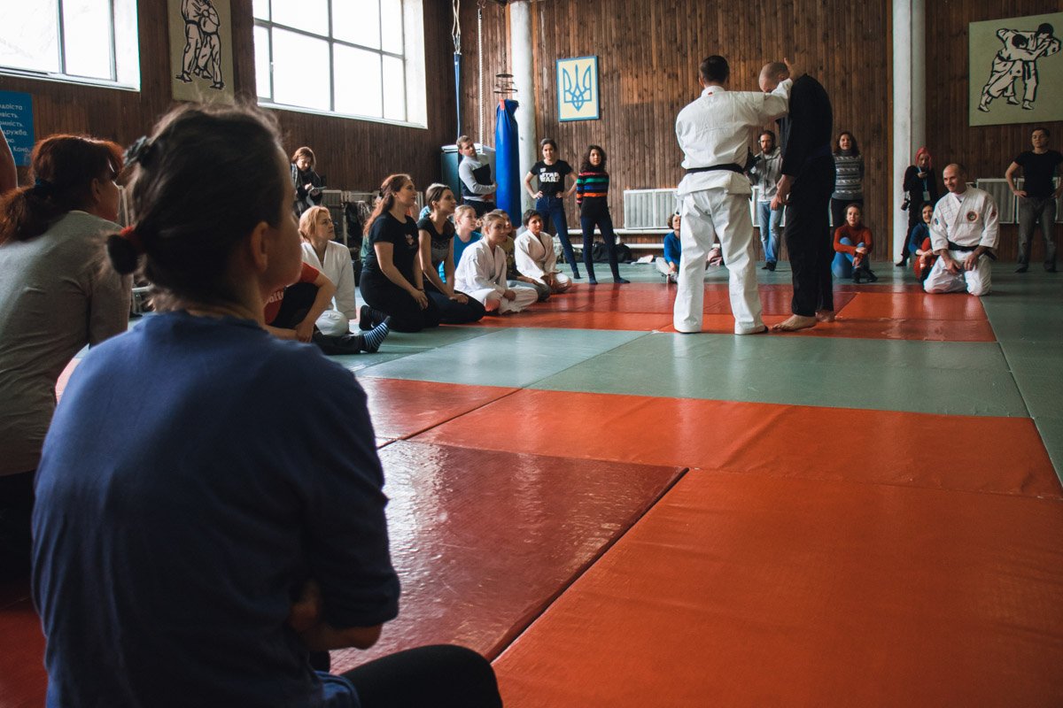 3 года регулярных тренировок - и даже ниппон кемпо поддасться 3 года регулярных тренировок - и даже ниппон кемпо поддасться