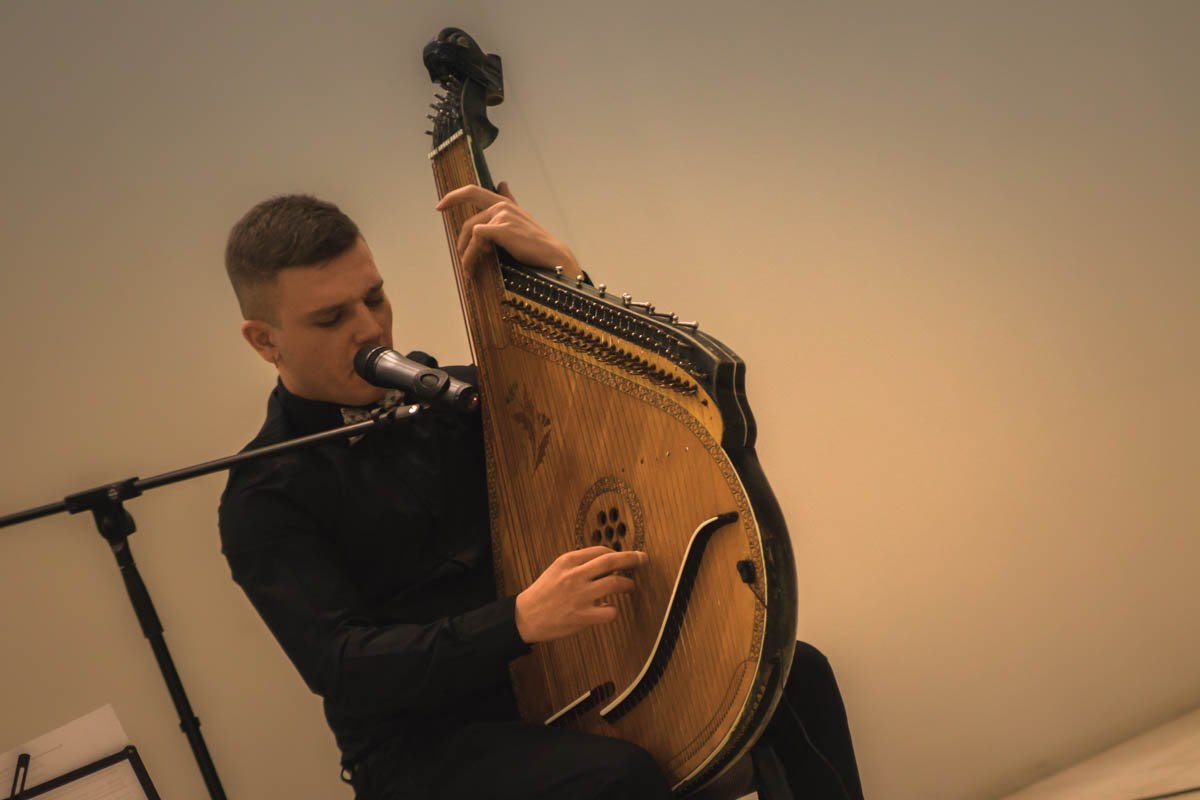 Владимир Викарчук Владимир Викарчук