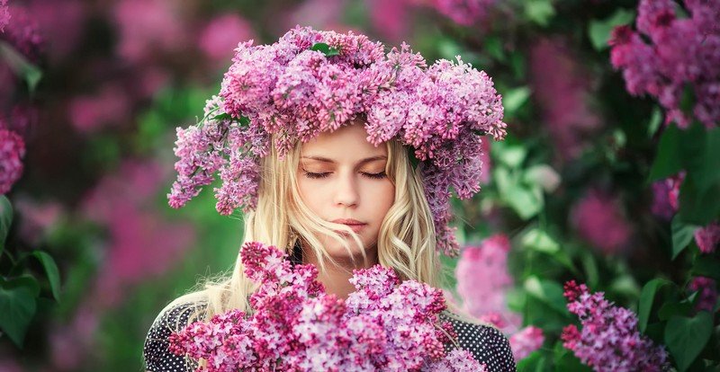 Буду счастьем считать, даря, целый мир тебе ежечасно