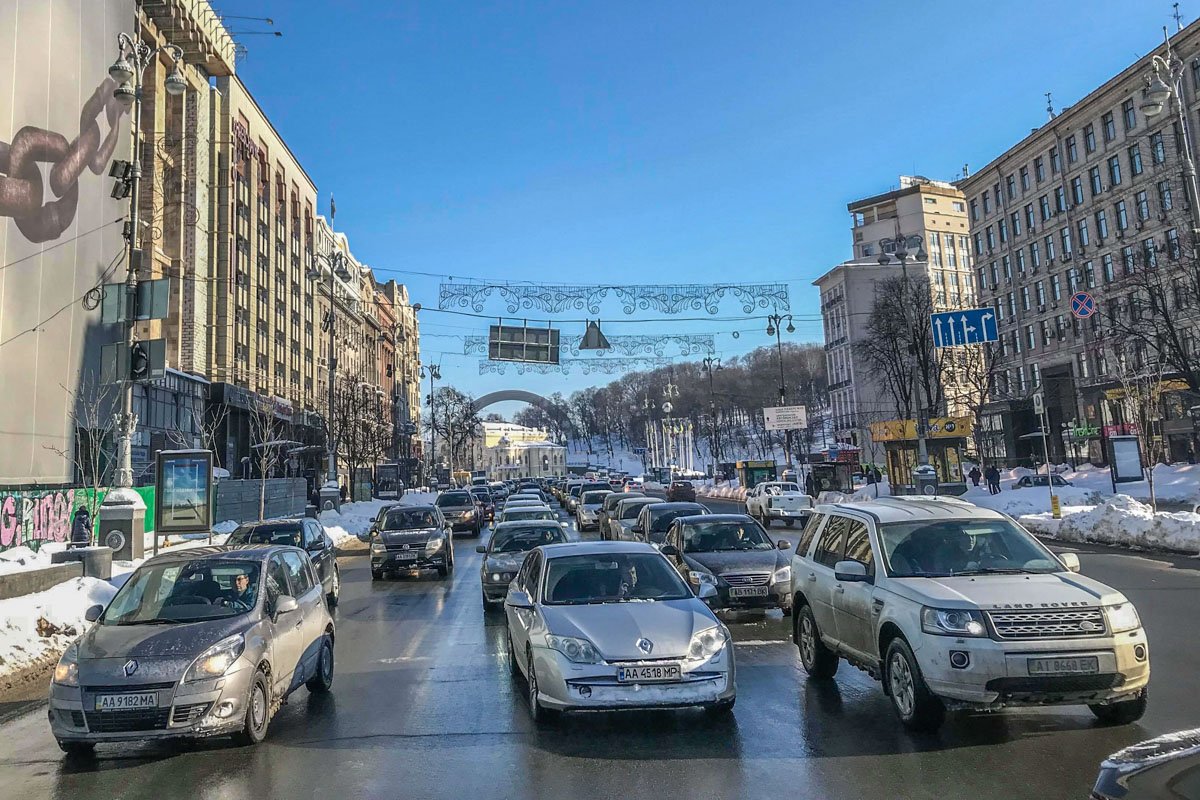 Из-за столкновения образовалась тянучка