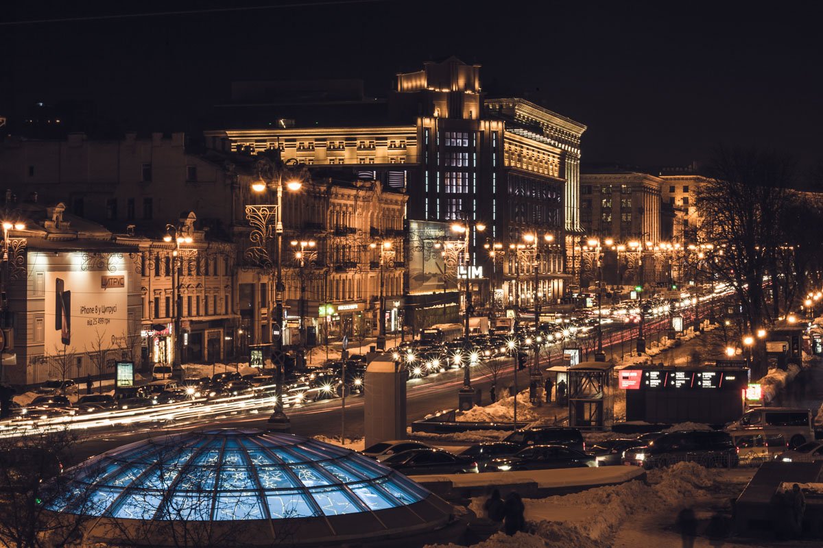 Уровень пробок на столичных дорогах оценивается в 10 баллов Уровень пробок на столичных дорогах оценивается в 10 баллов