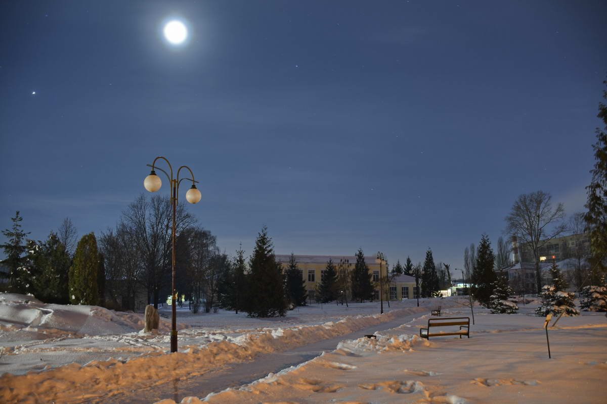 Солнце бессонных, печальная звезда Солнце бессонных, печальная звезда