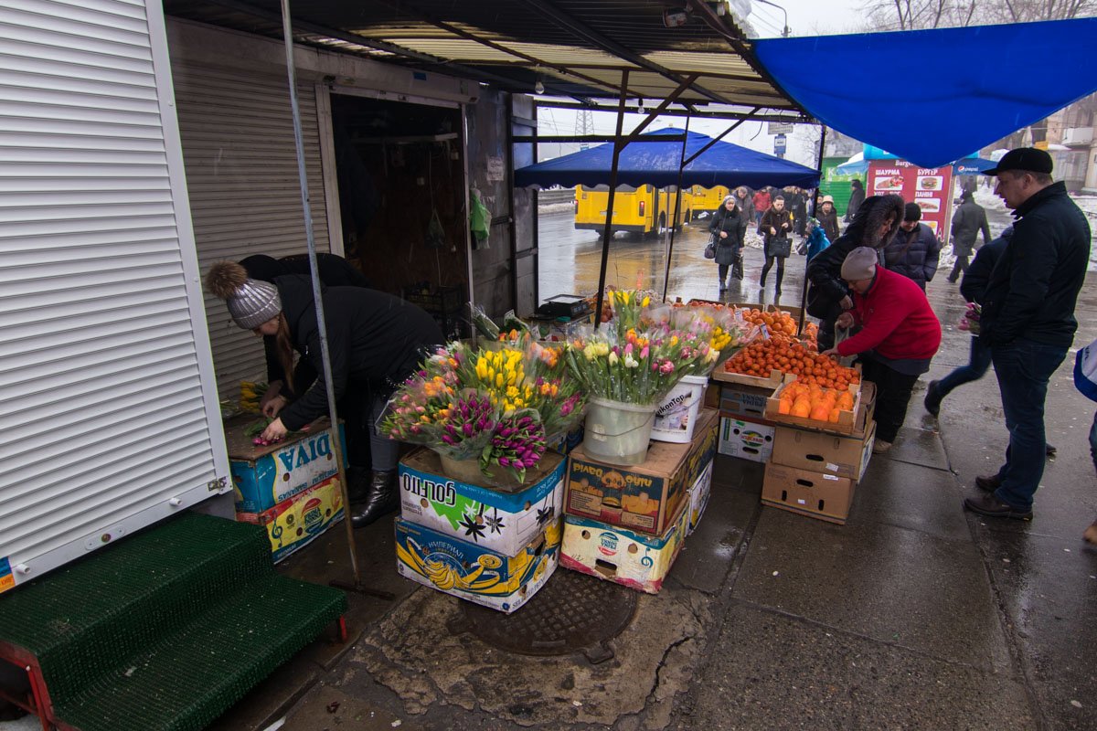 На "Черниговской" также появились первые покупатели