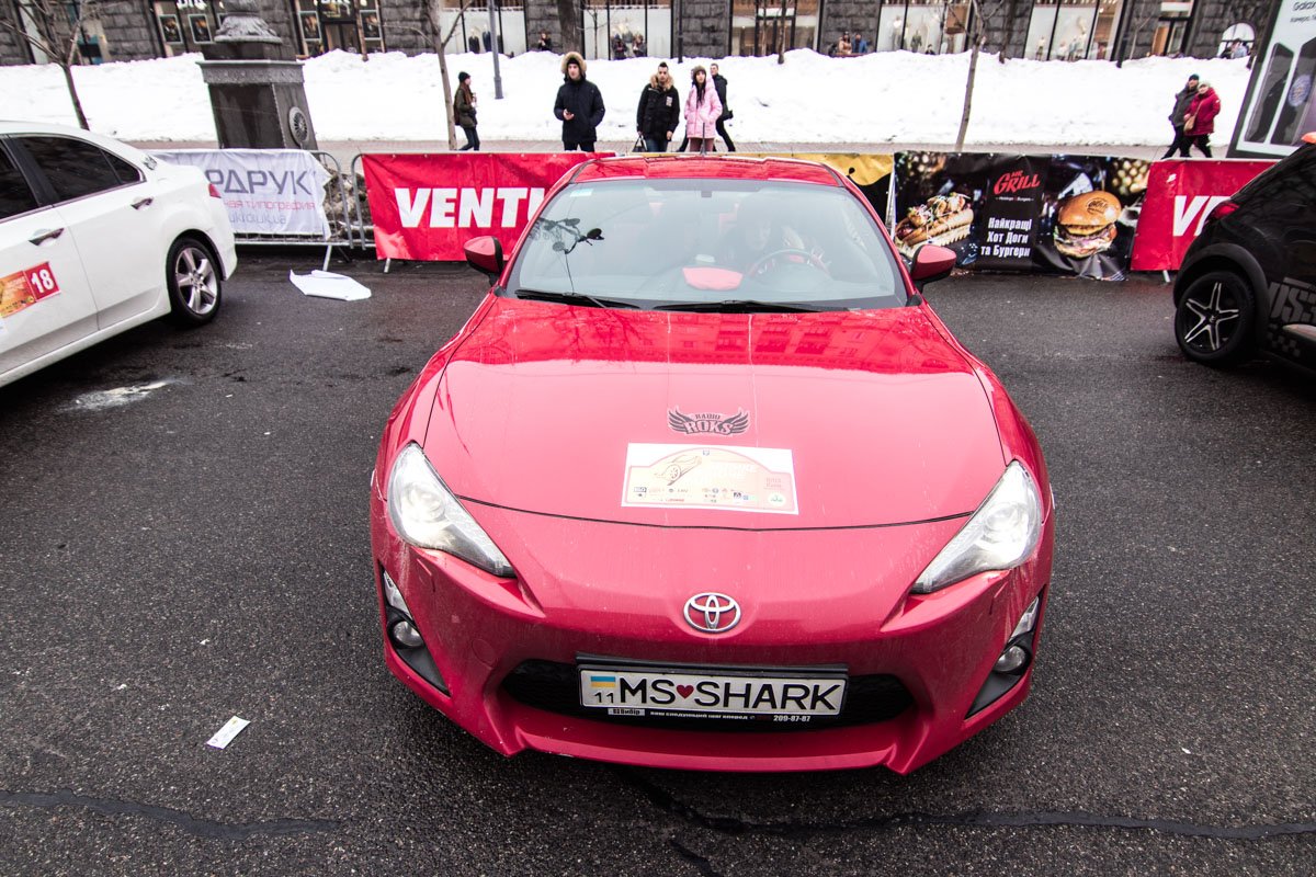 На ралли можно было увидеть полную палитру автомобильных красок