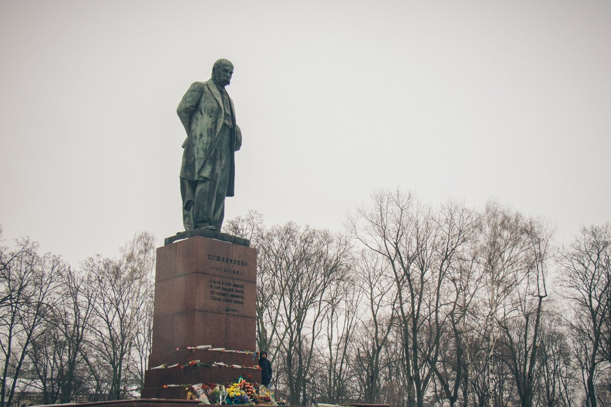 Сегодня отмечают 204-ю годовщину со дня рождения Тараса Шевченко Сегодня отмечают 204-ю годовщину со дня рождения Тараса Шевченко