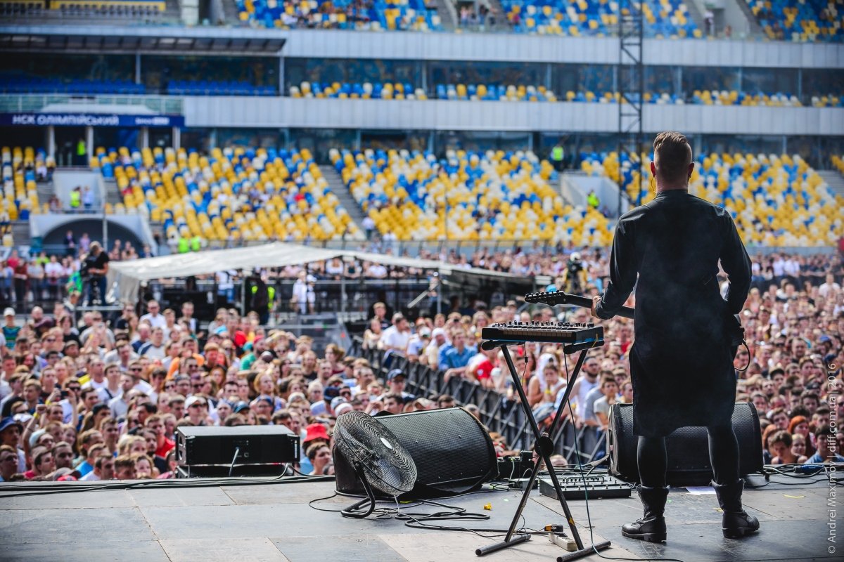 Хедлайнерами первого дня станут знаменитые Gorillaz Хедлайнерами первого дня станут знаменитые Gorillaz