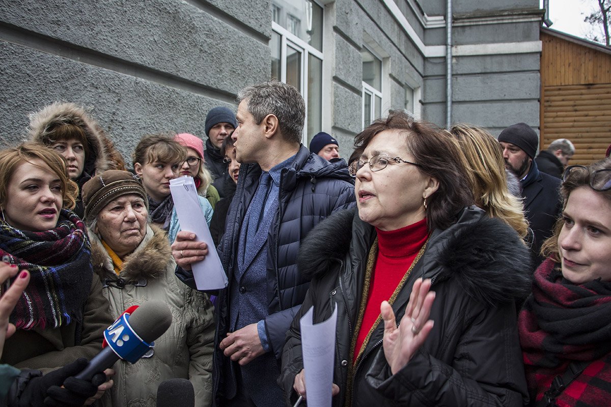 Администрация уверяет, что лицей в аварийном состоянии Администрация уверяет, что лицей в аварийном состоянии