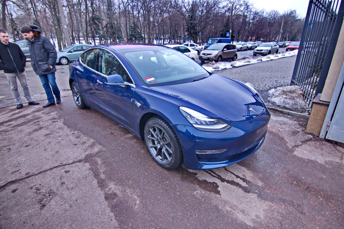 На такой машине не стыдно прокатиться На такой машине не стыдно прокатиться