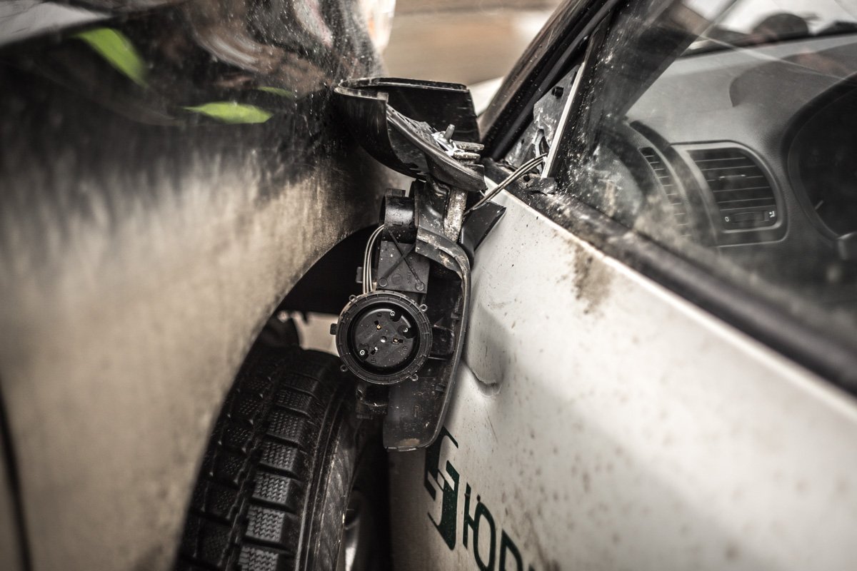 Виноват водитель джипа