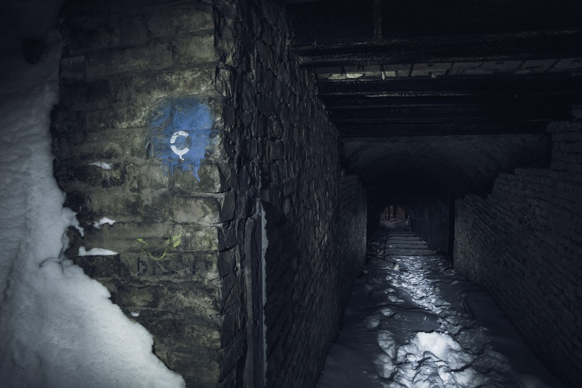 Сколько жизней перевидали эти кирпичные стены?