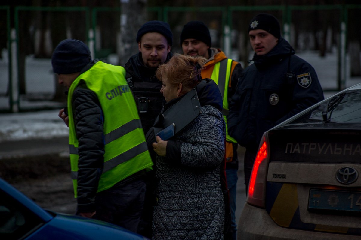 Водитель говорит, что пыталась остановиться, но отказали тормоза Водитель говорит, что пыталась остановиться, но отказали тормоза