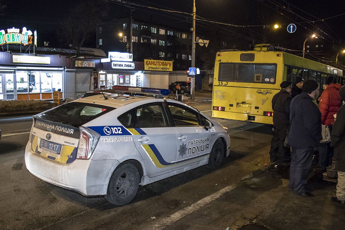 Пассажиры не давали уехать скорой, пока не приедет полиция 