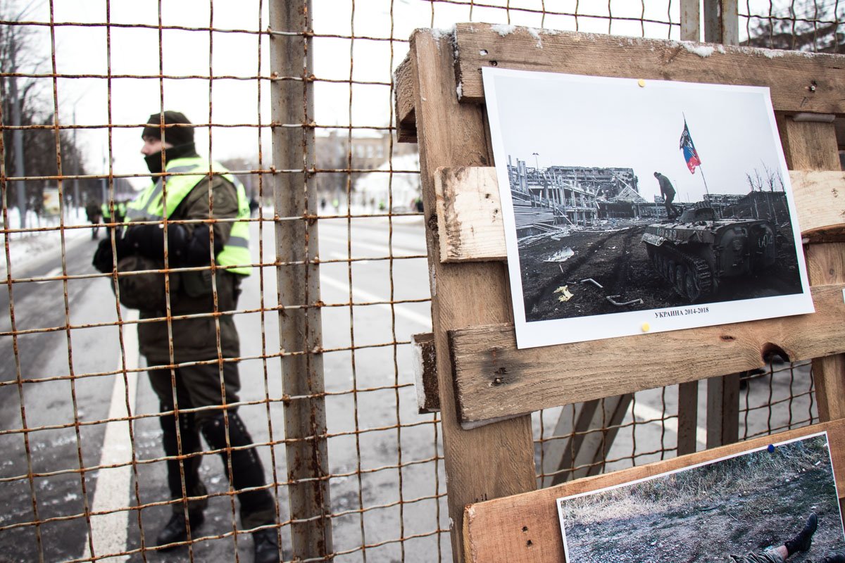 Воздухофлотский проспект около посольства РФ перекрыли