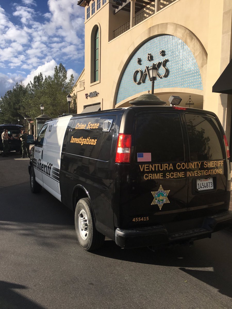 В торговом центре Калифорнии мужчина застрели бывшую жену