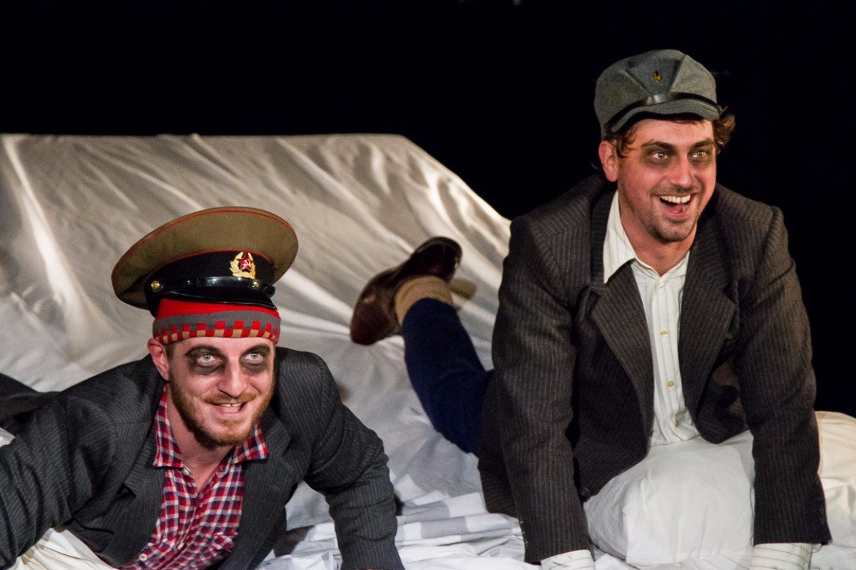 Спектакль по пьесе популярного молодого украинского драматурга Спектакль по пьесе популярного молодого украинского драматурга