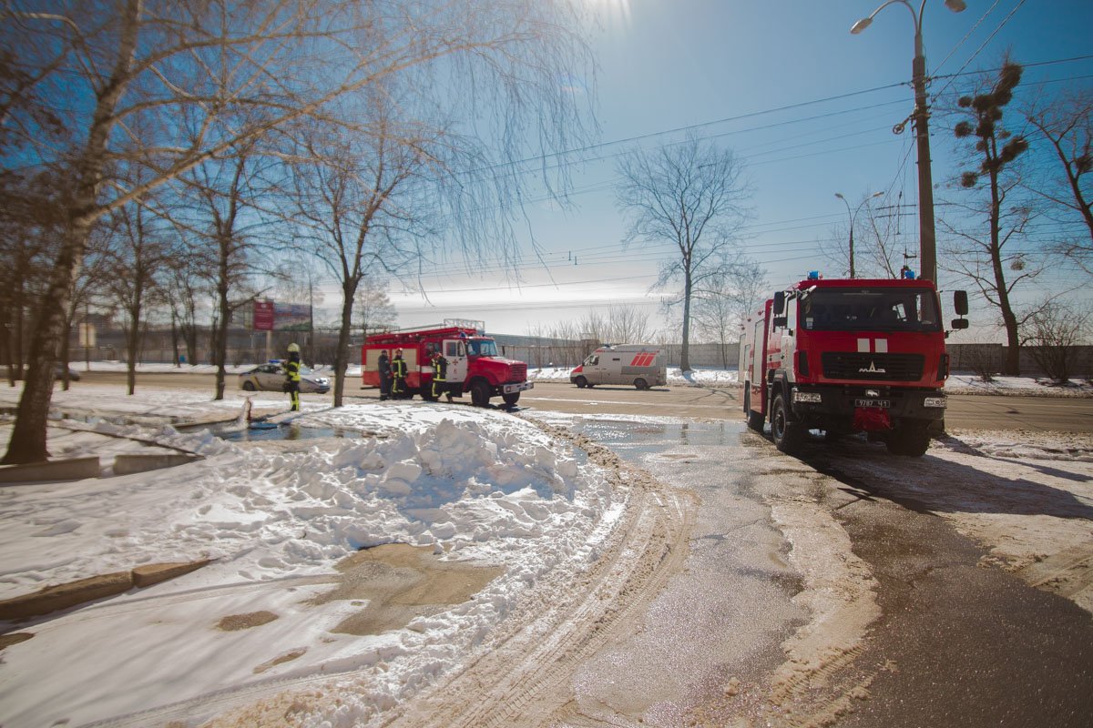 На месте работали сотрудники 6-й и 7-й пожарных частей На месте работали сотрудники 6-й и 7-й пожарных частей