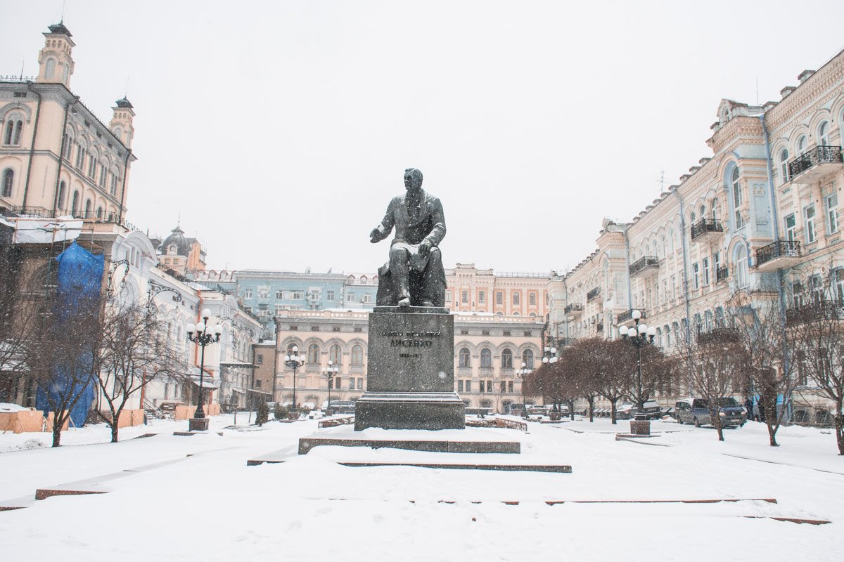 Заснеженный Киев выглядит особенно романтично 