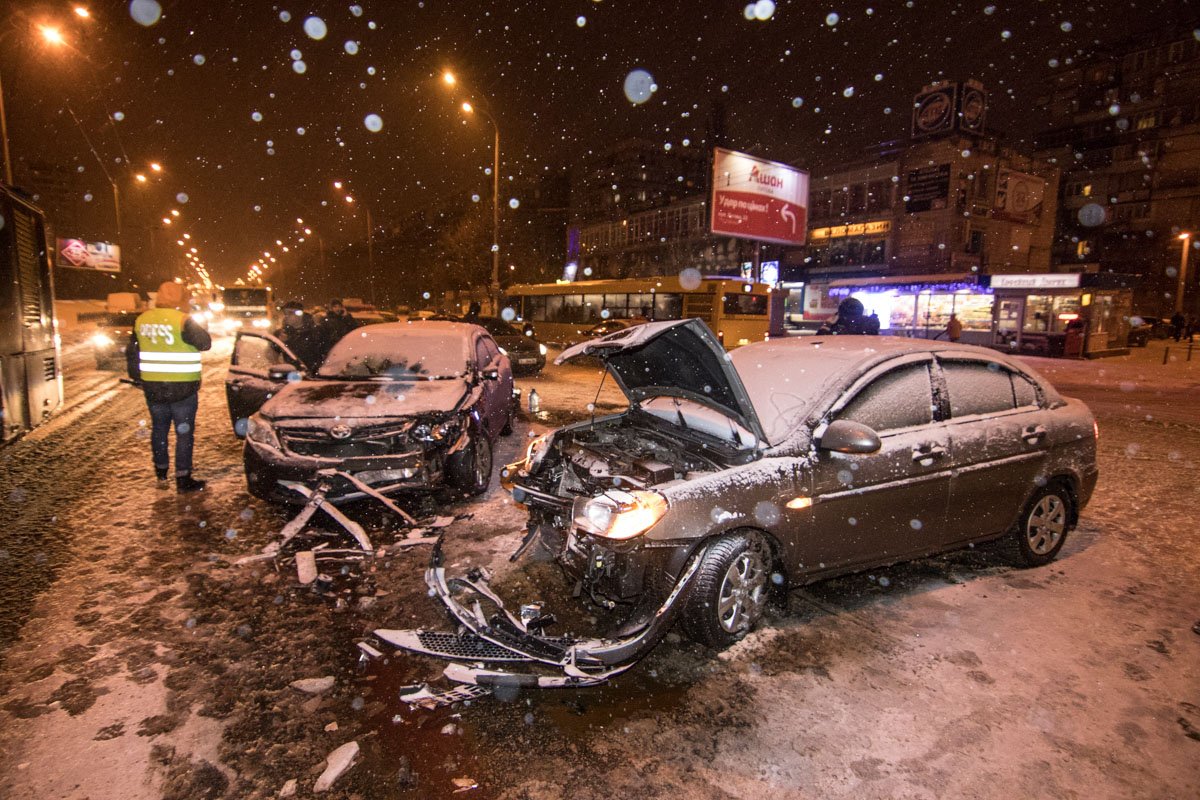 ДТП на пересечении улиц Полярной и Калнышевского ДТП на пересечении улиц Полярной и Калнышевского