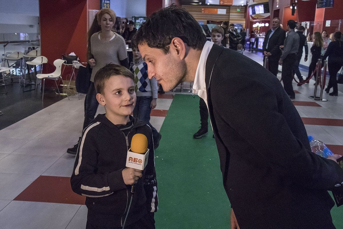 Самый маленький представитель СМИ не стеснялся задавать каверзные вопросы Самый маленький представитель СМИ не стеснялся задавать каверзные вопросы