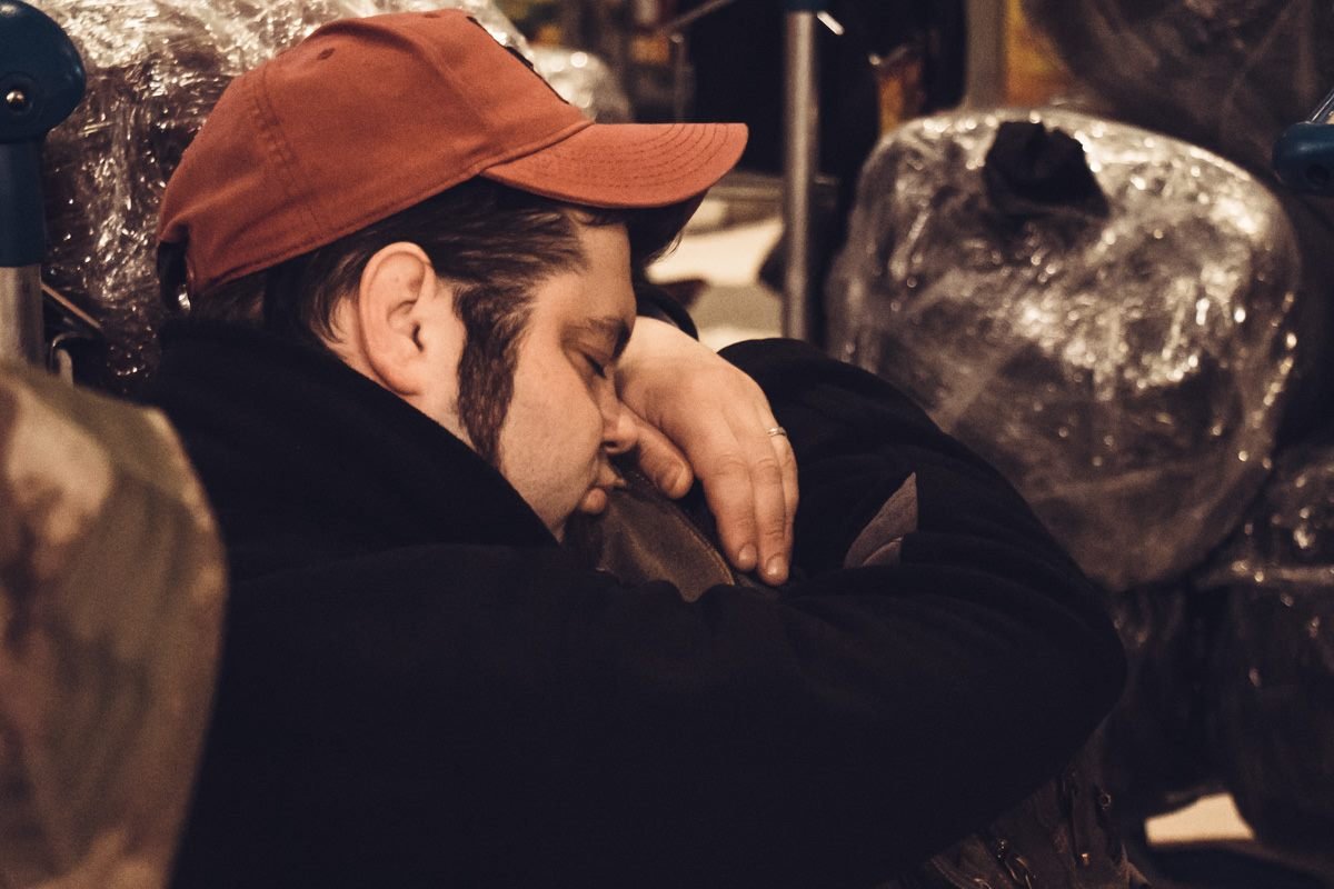 Ученые вылетели рано утром Ученые вылетели рано утром