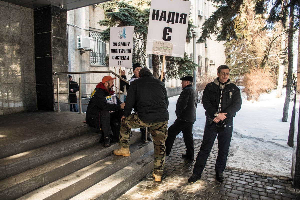 Савченко допросила СБУ Савченко допросила СБУ