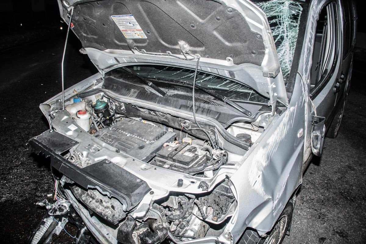 В тяжелом состоянии водителя авто госпитализировали 