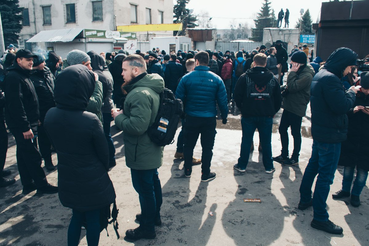 Следственные действия проходят с 7:00