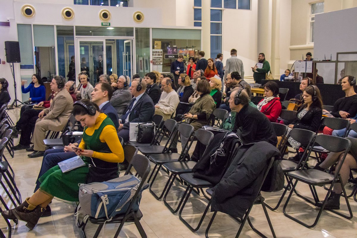 Также фотограф планирует путешествие по другим городам Украины Также фотограф планирует путешествие по другим городам Украины