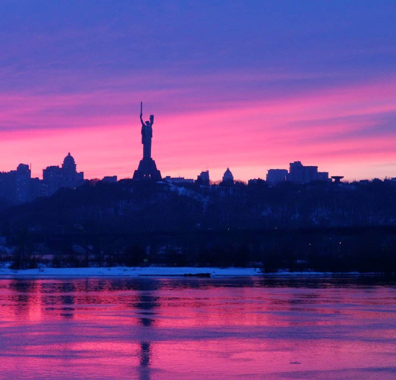 Шикарный закат 23 марта. Фото Anastasia